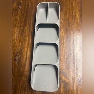 Joseph Joseph cutlery organizer